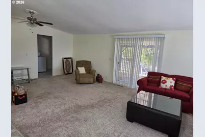 727 Hilltop Dr, Oakland, OR 97462 - Photo 9