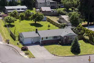 1609 NE 72nd St, Vancouver, WA 98665 - Photo 3