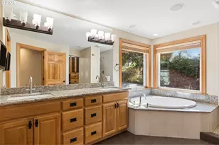 24649 NE Butteville Rd, Aurora, OR 97002 - Photo 15