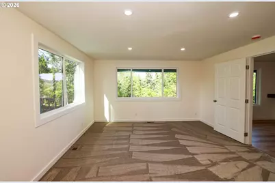 32530 Deberry Rd, Creswell, OR 97426 - Photo 11