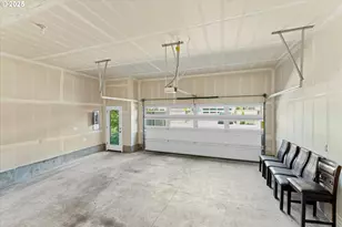 5156 SE Redberry Pl, Hillsboro, OR 97123 - Photo 27