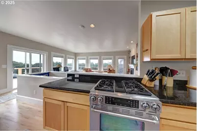 1036 Beach Cir, Manzanita, OR 97130 - Photo 7