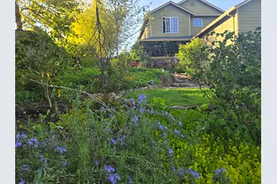 2215 NE Grandhaven St, McMinnville, OR 97128 - Photo 37