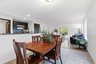 2215 NE Grandhaven St, McMinnville, OR 97128 - Photo 15