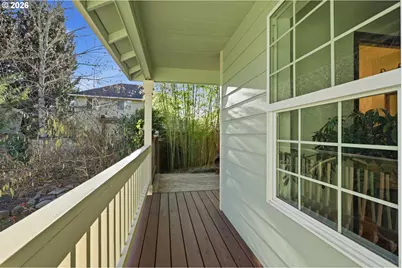 2215 NE Grandhaven St, McMinnville, OR 97128 - Photo 25