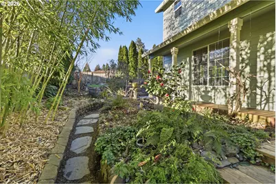 2215 NE Grandhaven St, McMinnville, OR 97128 - Photo 29