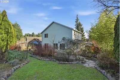 2215 NE Grandhaven St, McMinnville, OR 97128 - Photo 31