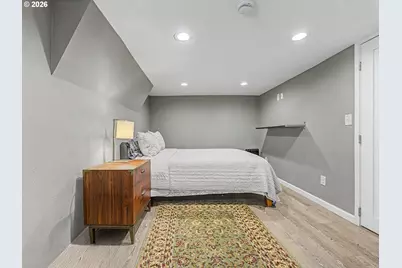 5774 NE Garfield Ave, Portland, OR 97211 - Photo 25