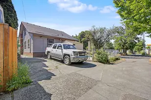 5774 NE Garfield Ave., Portland, OR 97211 - Photo 37