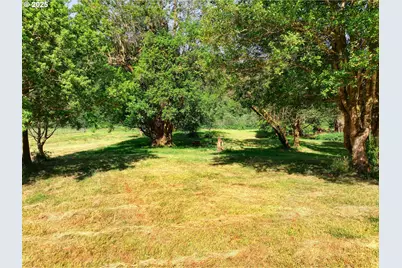 99301 Agness Rd, Gold Beach, OR 97444 - Photo 25