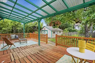 10612 SE Harold St, Portland, OR 97266 - Photo 25