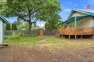 10612 SE Harold St, Portland, OR 97266 - Photo 29