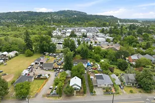 10612 SE Harold St, Portland, OR 97266 - Photo 33