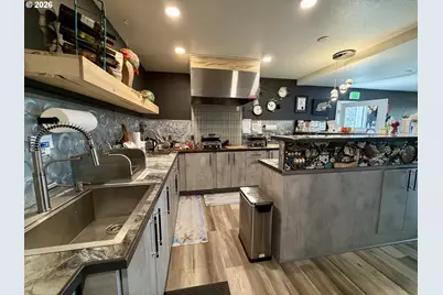404 Garibaldi Ave, Garibaldi, OR 97118 - Photo 17