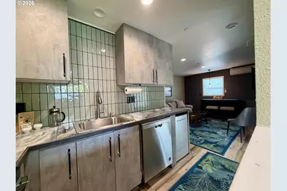 404 Garibaldi Ave, Garibaldi, OR 97118 - Photo 31