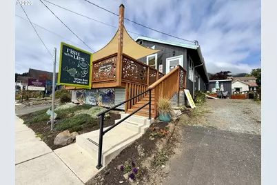 404 Garibaldi Ave, Garibaldi, OR 97118 - Photo 1