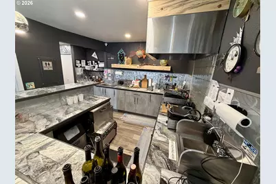 404 Garibaldi Ave, Garibaldi, OR 97118 - Photo 15