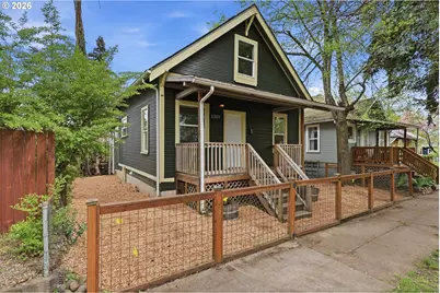 2323 N Terry St, Portland, OR 97217 - Photo 1