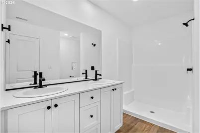 564 Upland Ave, Woodburn, OR 97071 - Photo 9
