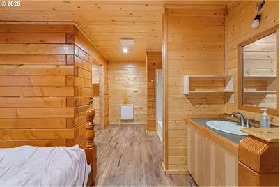 94278 Shotgun Dr, North Bend, OR 97459 - Photo 19