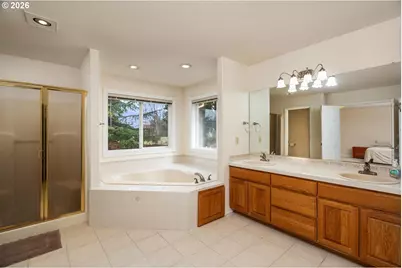 575 NW Blueridge Ct, Beaverton, OR 97006 - Photo 25