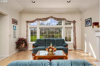 575 NW Blueridge Ct, Beaverton, OR 97006 - Photo 5