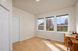 575 NW Blueridge Ct, Beaverton, OR 97006 - Photo 17