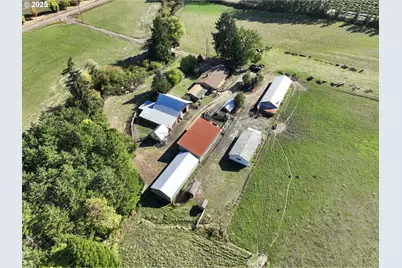 17300 SW Muddy Valley Rd, McMinnville, OR 97128 - Photo 11