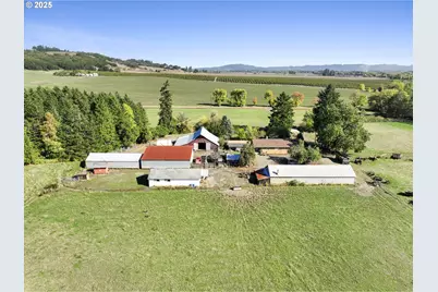 17300 SW Muddy Valley Rd, McMinnville, OR 97128 - Photo 9
