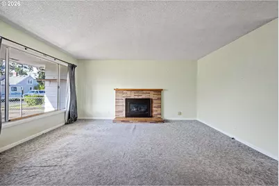 630 S 3rd St, Cottage Grove, OR 97424 - Photo 9