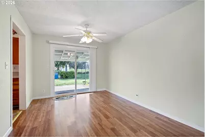 630 S 3rd St, Cottage Grove, OR 97424 - Photo 13