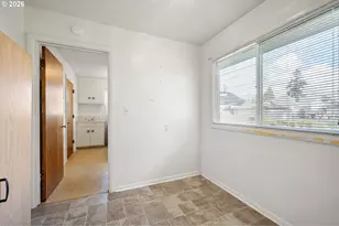 630 S 3rd St, Cottage Grove, OR 97424 - Photo 23