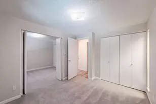 650 SW Meadow Dr, Beaverton, OR 97006 - Photo 5