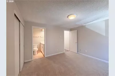 650 SW Meadow Dr #209, Beaverton, OR 97006 - Photo 9