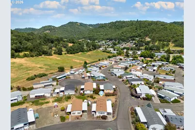 703 Shadow Ranch Ln, Roseburg, OR 97470 - Photo 31