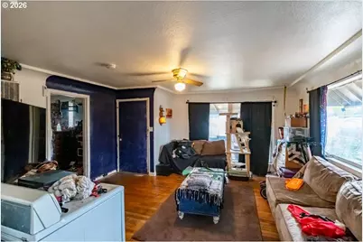 299 Gilbert St, Lebanon, OR 97355 - Photo 5