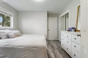2237 SE 139th Ave, Portland, OR 97233 - Photo 13