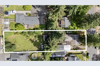 2237 SE 139th Ave, Portland, OR 97233 - Photo 3