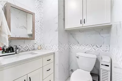2237 SE 139th Ave, Portland, OR 97233 - Photo 11