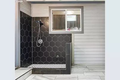 2237 SE 139th Ave, Portland, OR 97233 - Photo 21