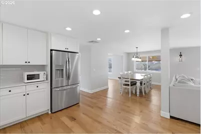 270 59th Ave, Salem, OR 97301 - Photo 13