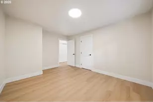 2001 Greentree Rd, Lake Oswego, OR 97034 - Photo 29