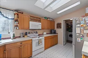 23355 NE Mountain Top Rd, Newberg, OR 97132 - Photo 17