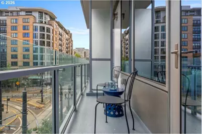 1001 NW Lovejoy St #301, Portland, OR 97209 - Photo 5
