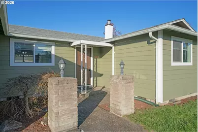 520 S 51st Pl, Springfield, OR 97478 - Photo 5