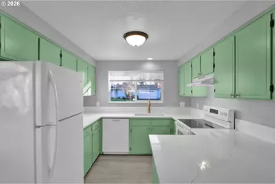 520 S 51st Pl, Springfield, OR 97478 - Photo 11