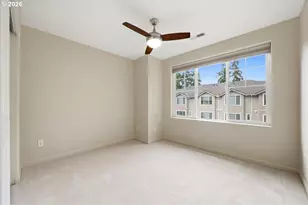 10529 NE Cedar Falls Loop, Hillsboro, OR 97006 - Photo 25