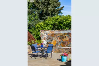 6464 SW Parkhill Dr, Portland, OR 97239 - Photo 9