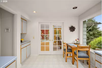 6464 SW Parkhill Dr, Portland, OR 97239 - Photo 27