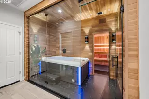 6055 SE 28th St, Gresham, OR 97080 - Photo 13